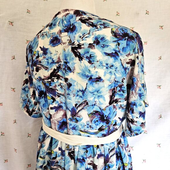 Sz L to XL Kimono Sleeve Wrap Dress Blue Floral NEW - Picture 9 of 12